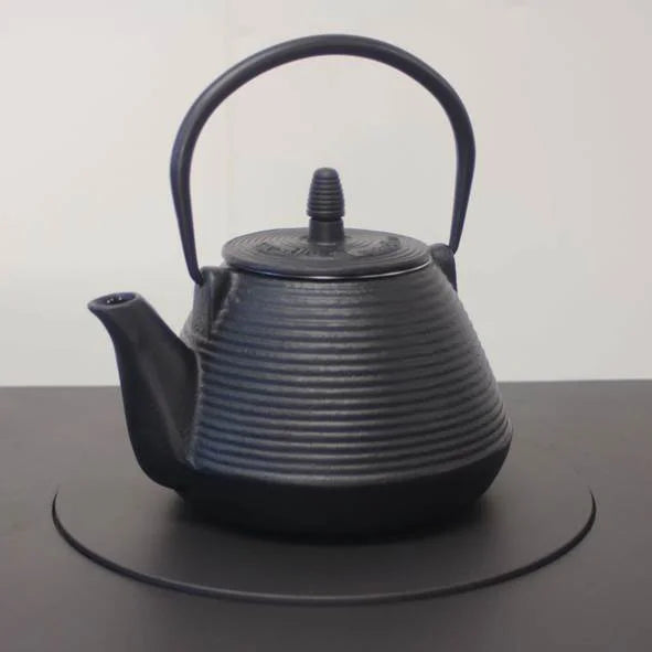 Teapot - Cast Iron Småland image