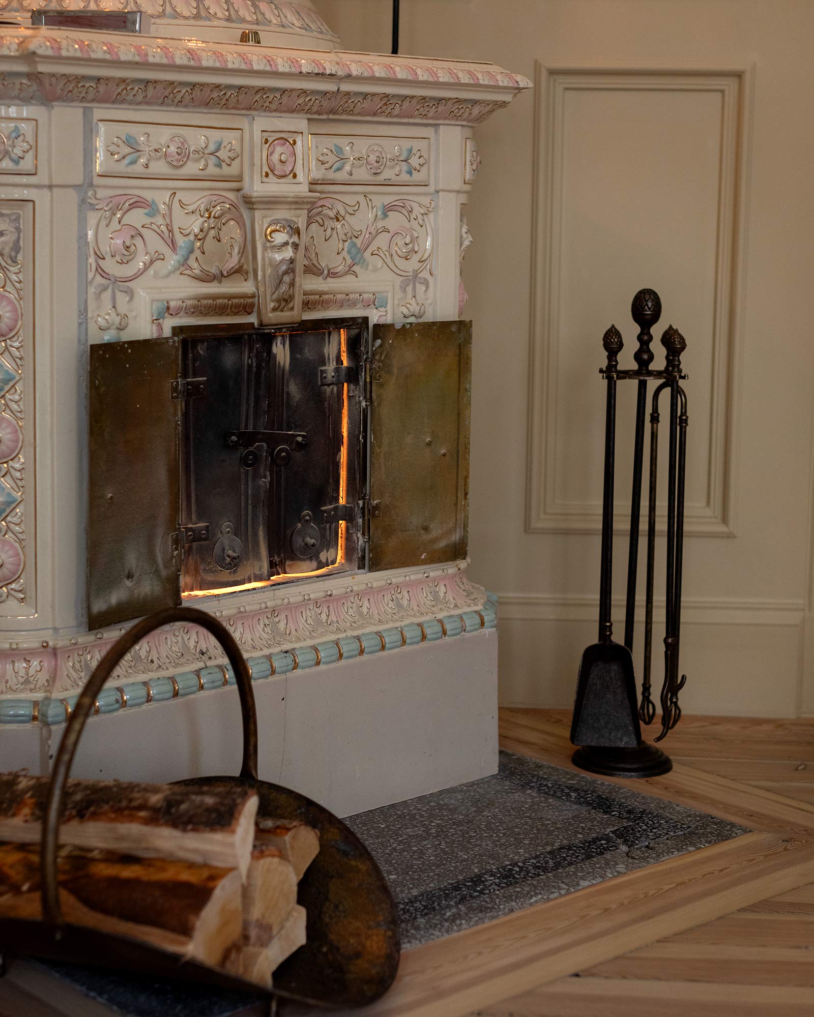 Fire tool set - Antique brass image