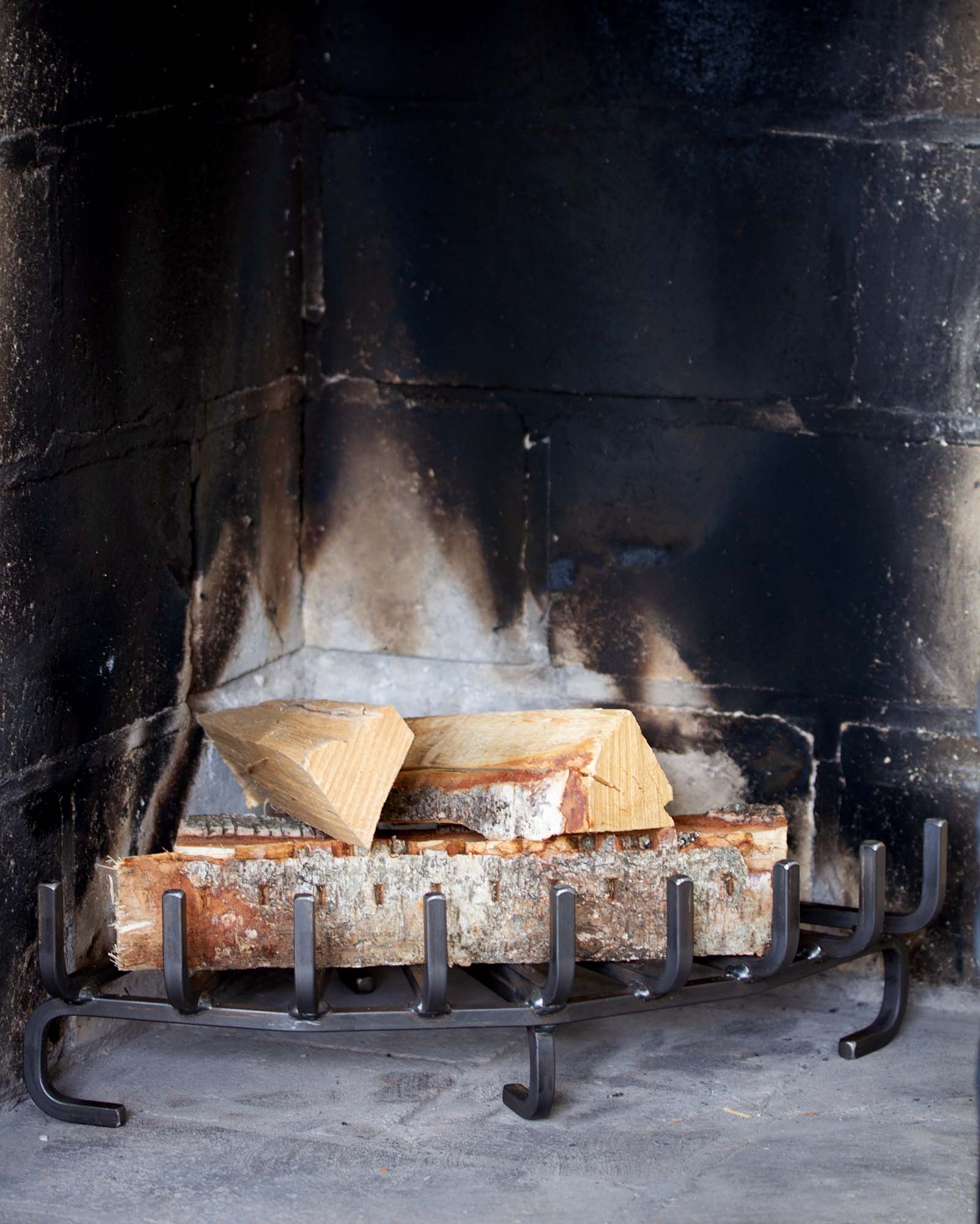 Firewood Grate Wrought Iron - Fireplace Corner image