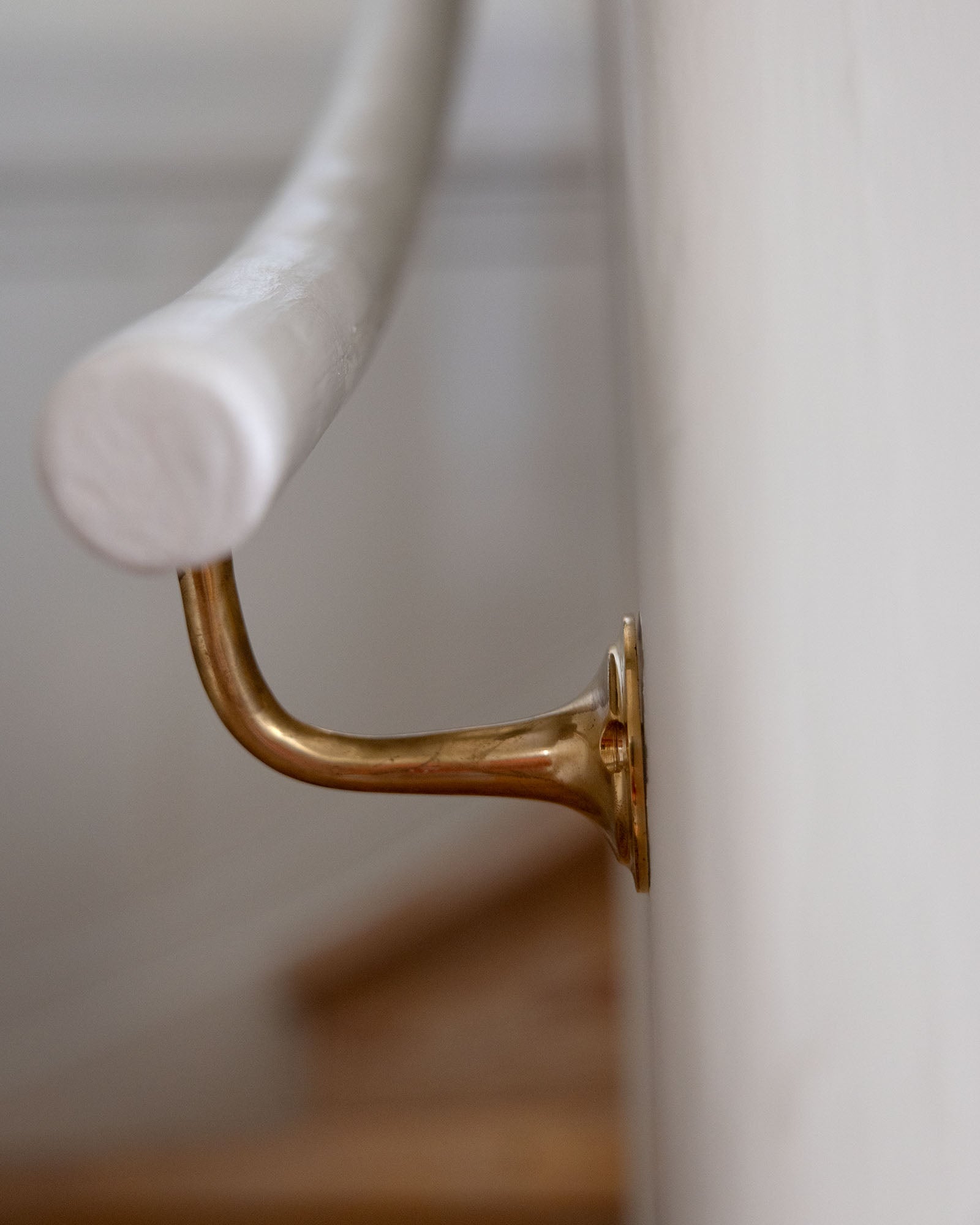 Handrail holder - Brass II image