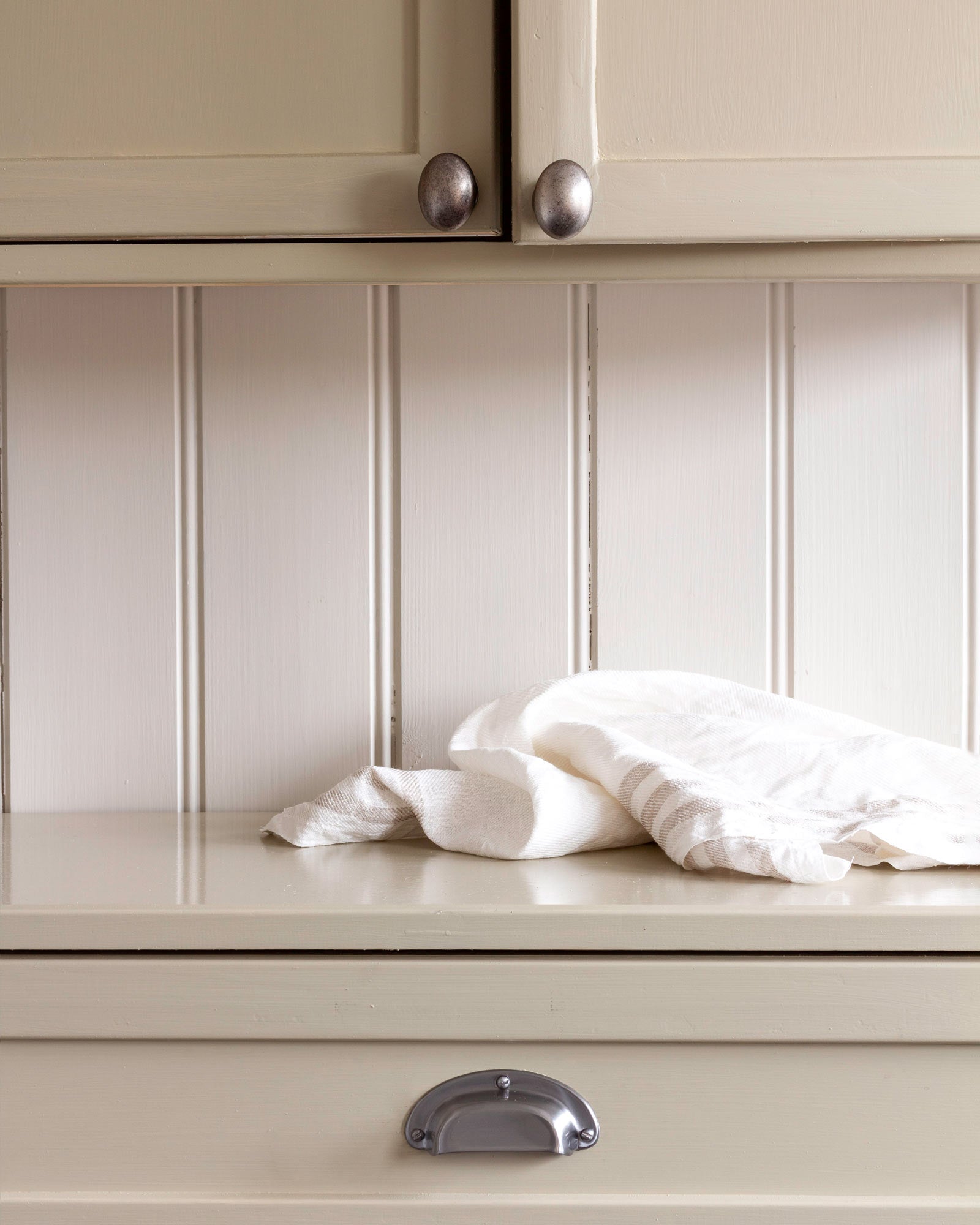 Knob - Oval tin 40 mm image