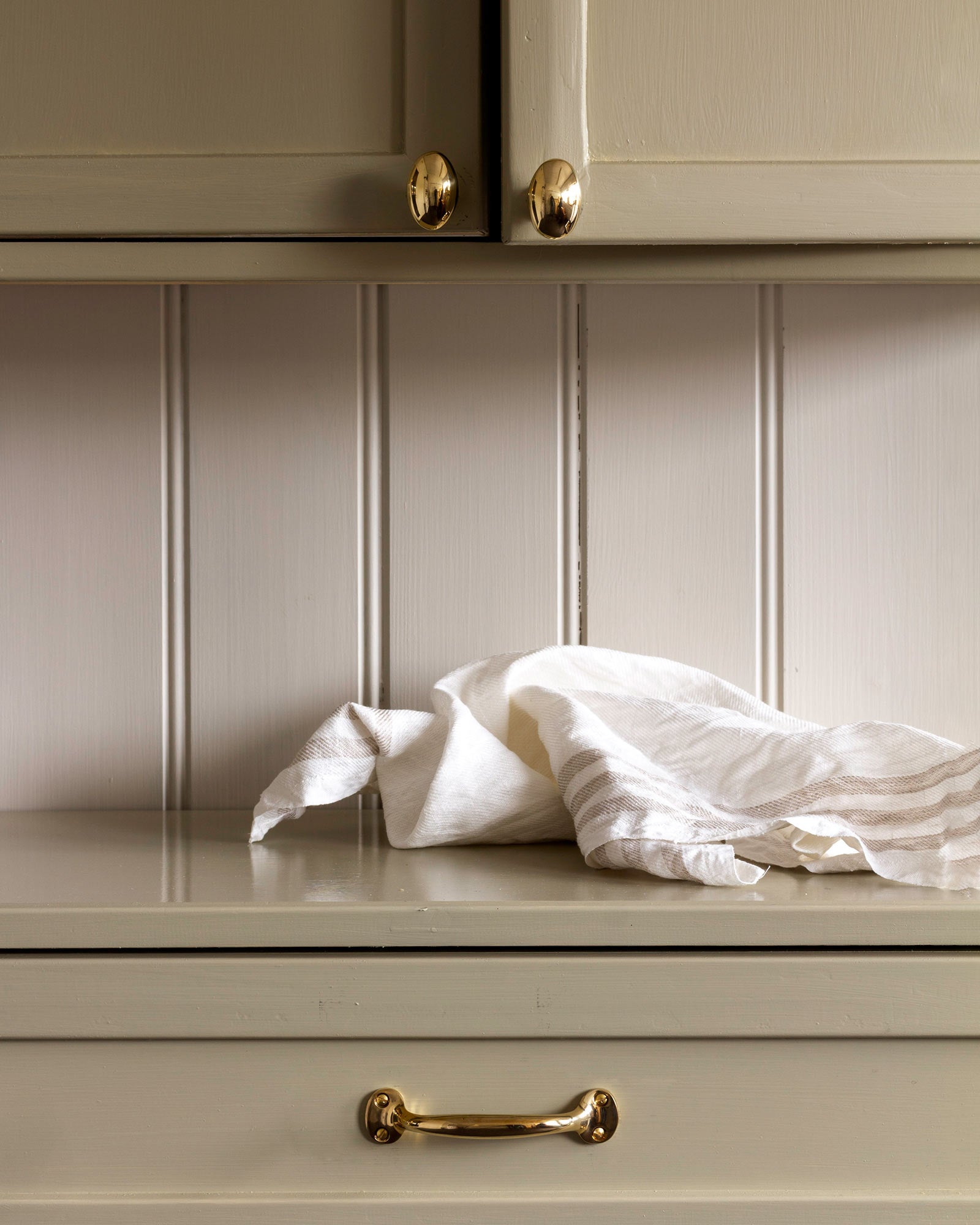 Knob - Oval brass 40 mm image