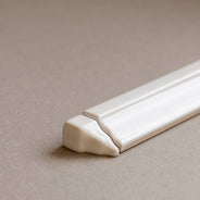 Flis Victoria - Hjørne til brystningslist 3,5 x 15 cm hvit thumbnail image