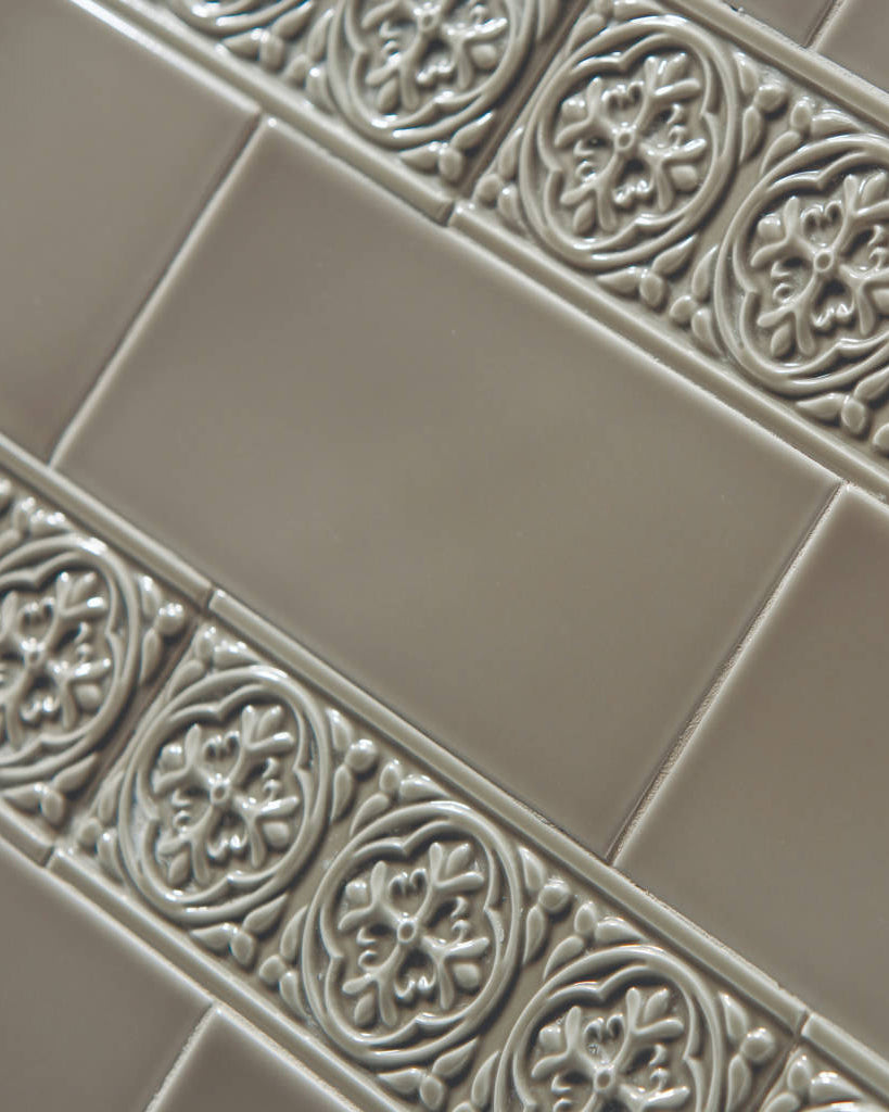 Tile York - 7.3 x 14.8 cm (2.87 x 5.83 in) Warm gray image