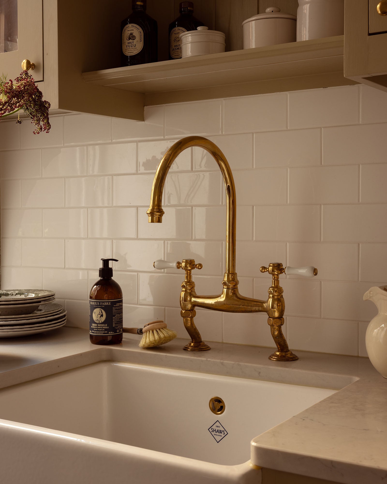 Diskho - Shaws Classic Butler 600 image