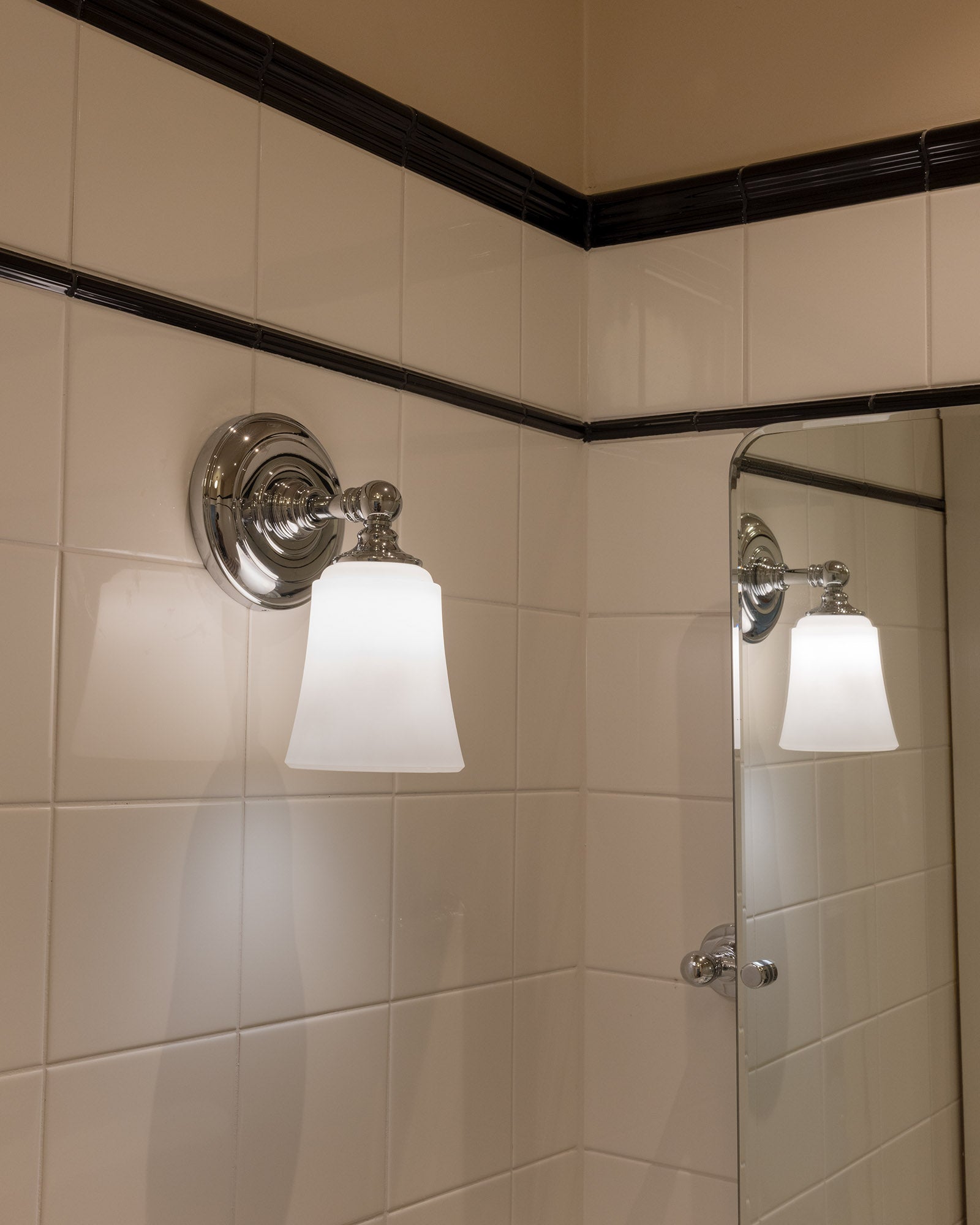 Bathroom lamp - Wall lamp Coquet chrome / frosted image