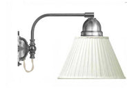 Vägglampa - Gripenberg förnicklad, vit tygskärm, vit thumbnail image