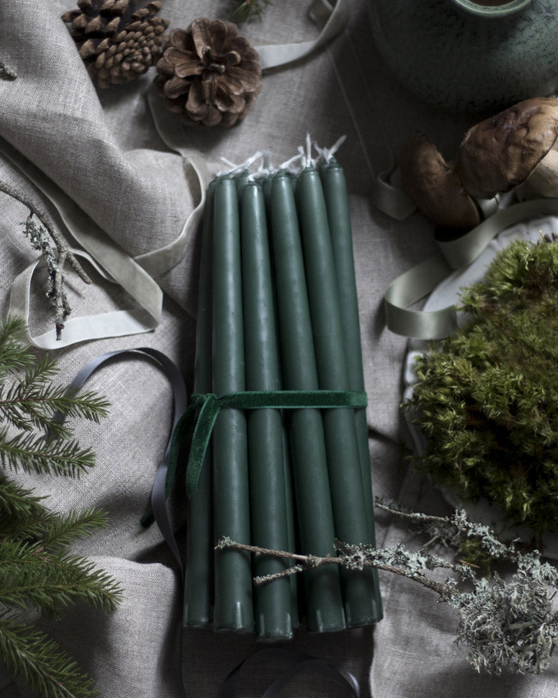 Liljeholmens Christina antique candle 8-p dark green image