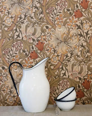 William Morris & Co. Tapet - Golden Lily Pale Biscuit thumbnail image