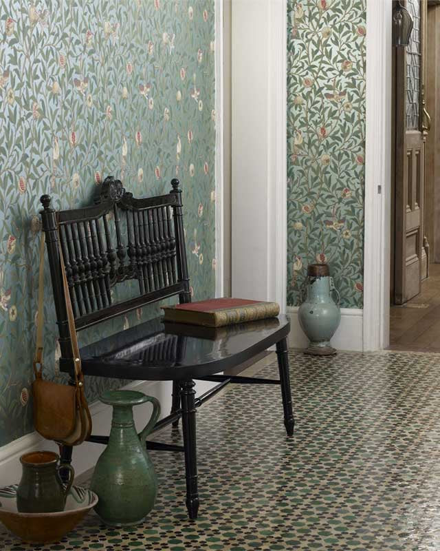 William Morris & Co. Tapet - Bird & Pomegranate, Blue/Sage image