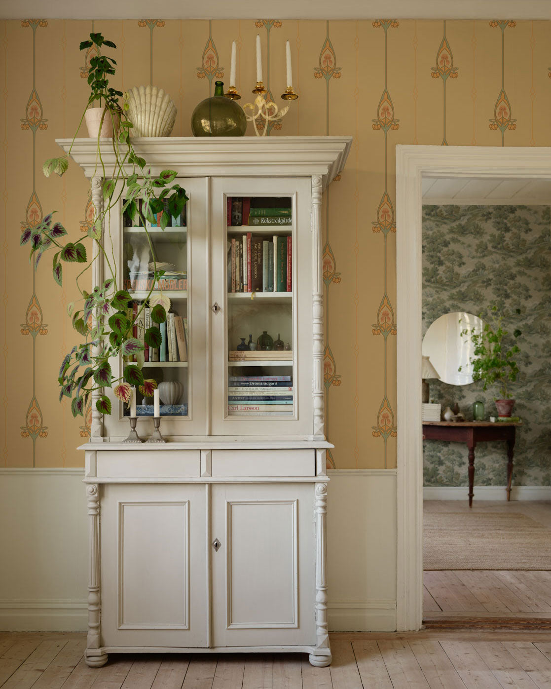 Duro Wallpaper - Gamla Grand - Yellow image