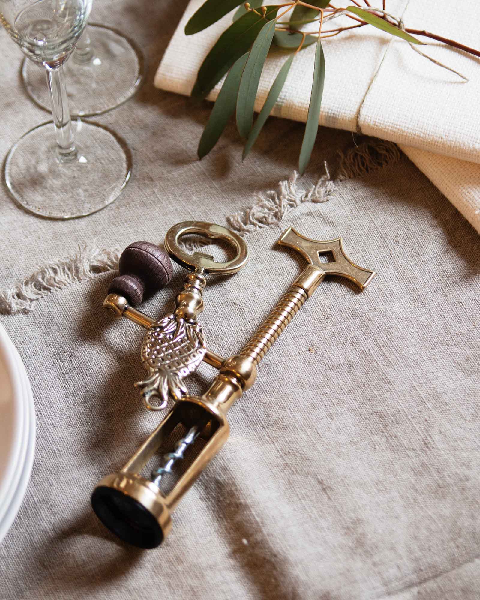 Bottle opener brass - Pineapple image