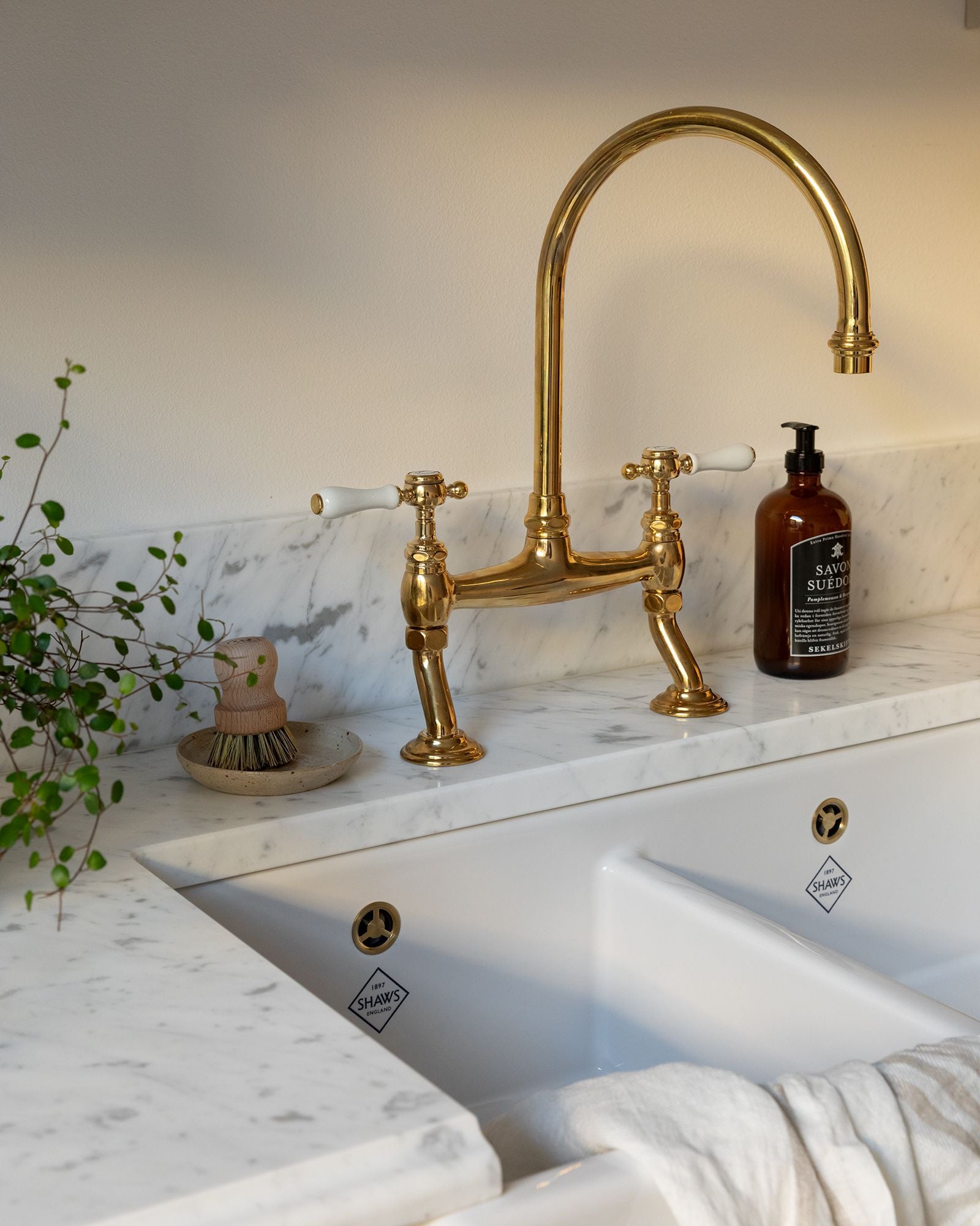 Såpe - Savon Suédois 480 ml - Pamplemousse & Bergamote image