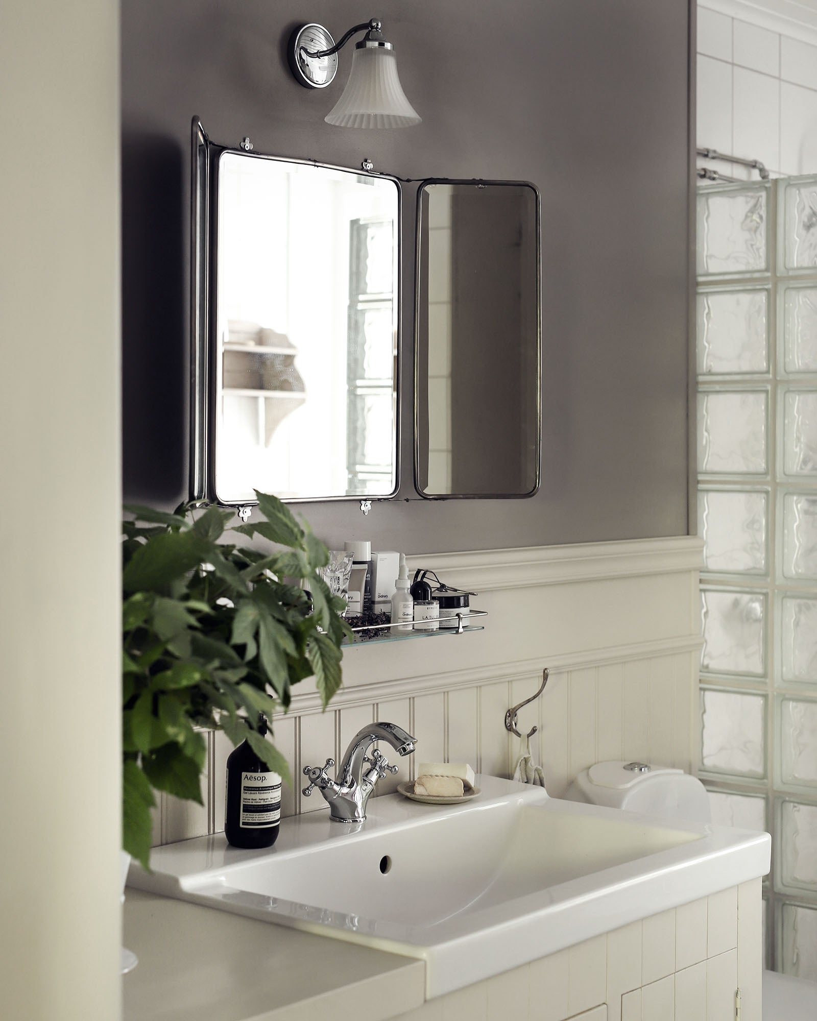 Tvättställsblandare - Lady krom image