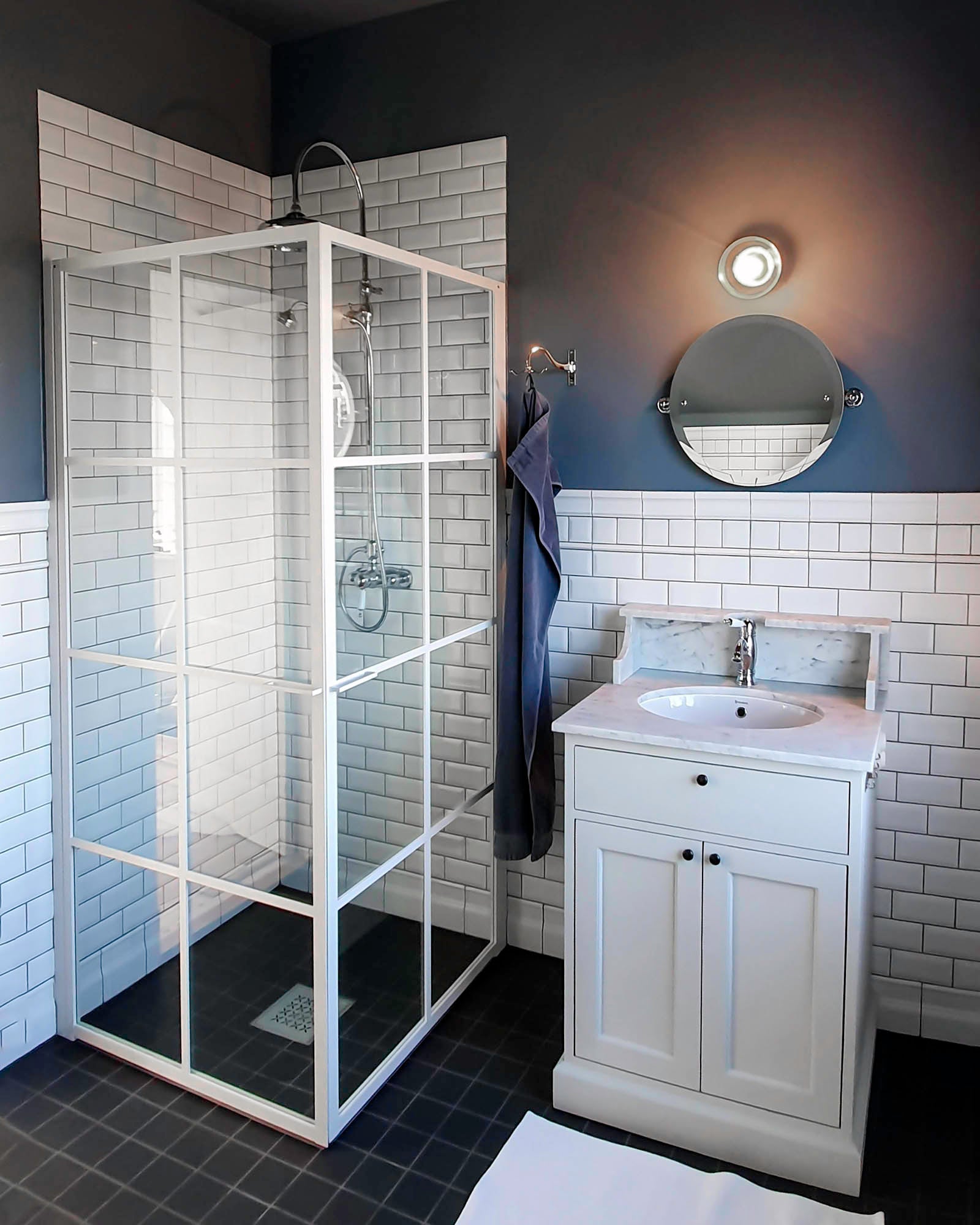 Shower mixer - Oxford with thermostat, chrome image