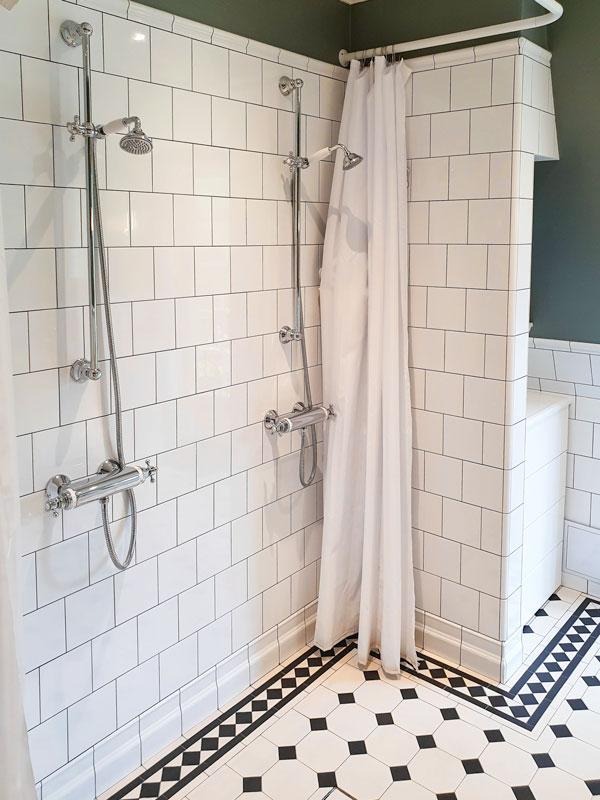 Tile Border Classic - Black NOI/Super White BAS image