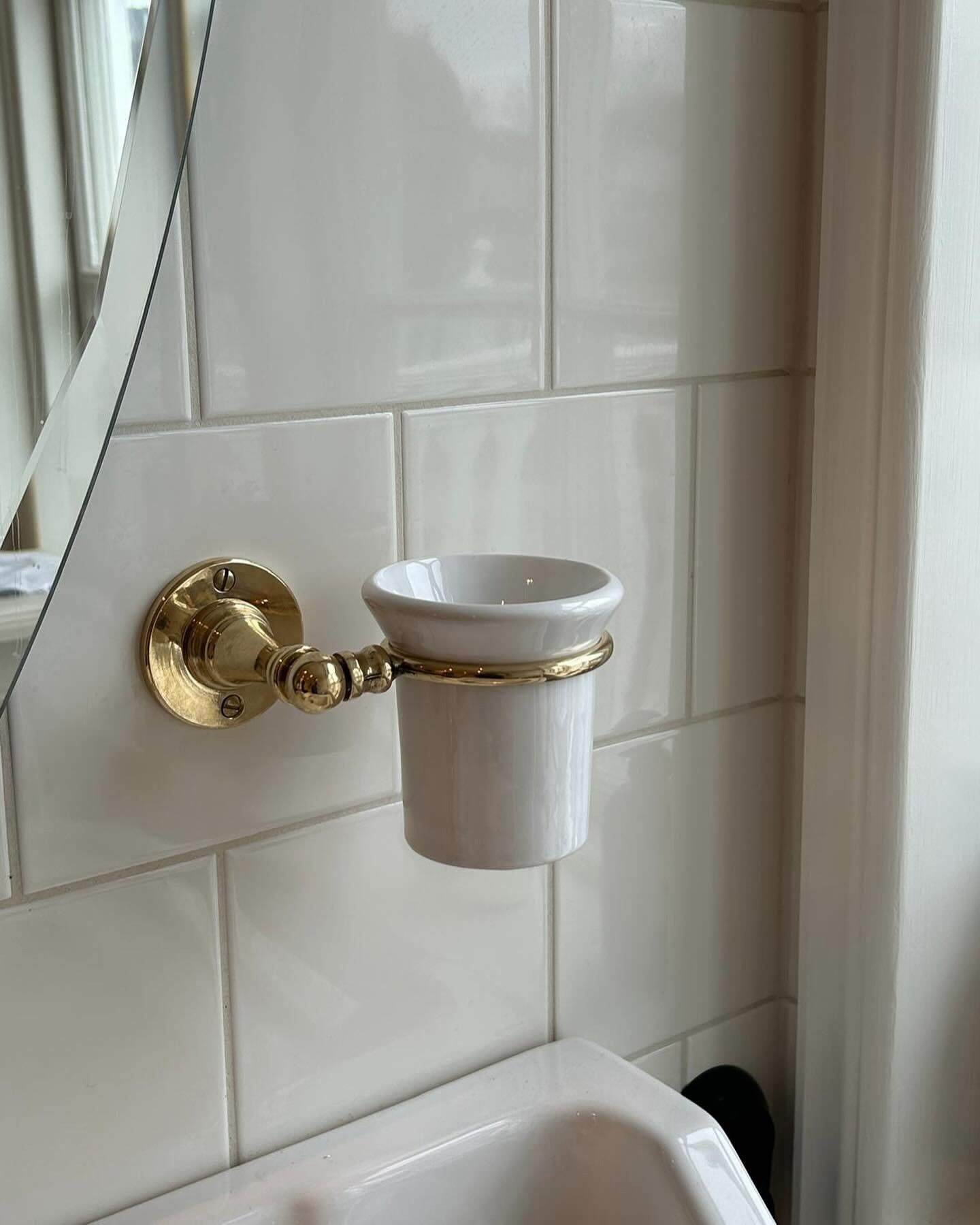 Toothbrush holder Brighton - Brass image