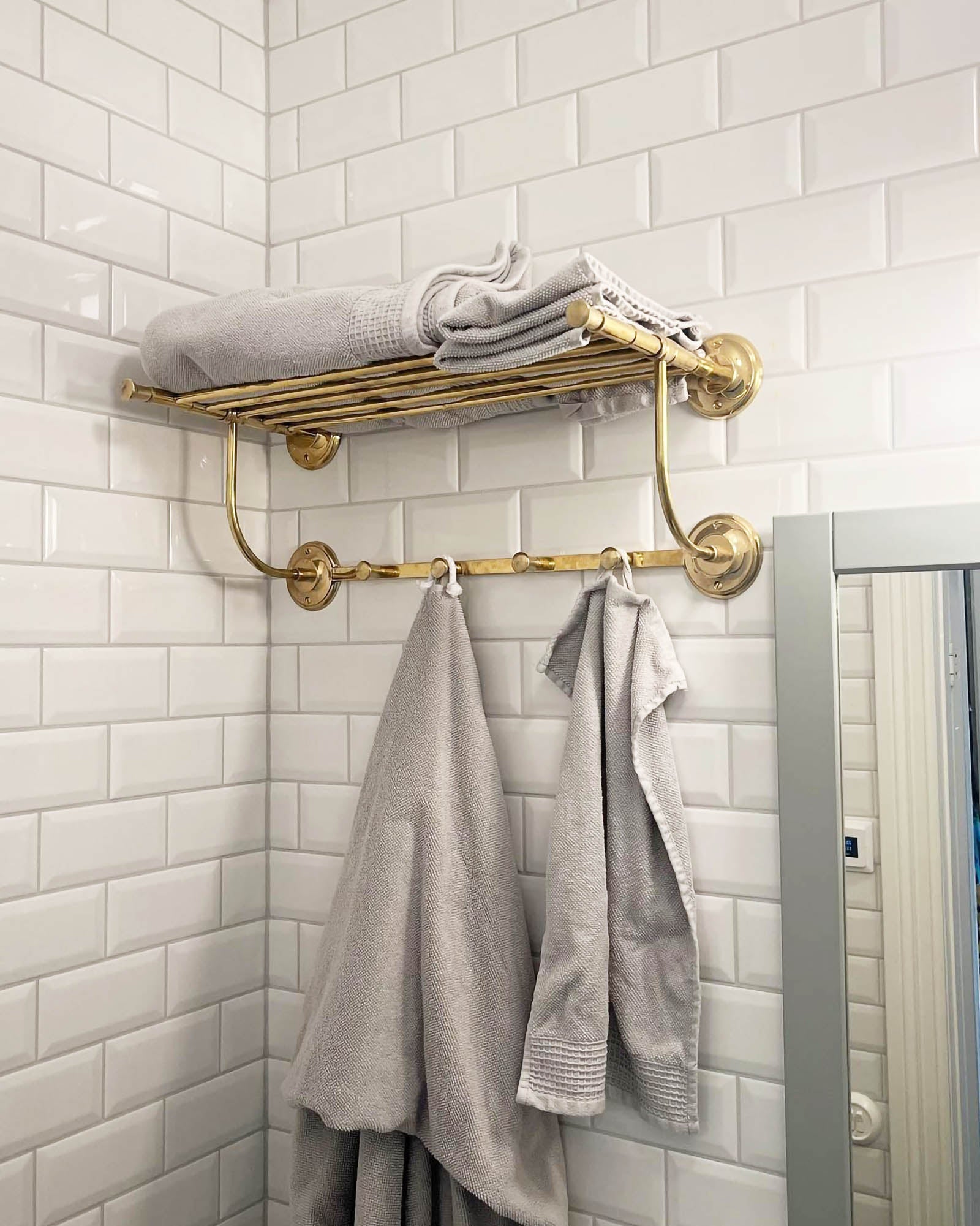 Towel shelf Brighton - Brass image