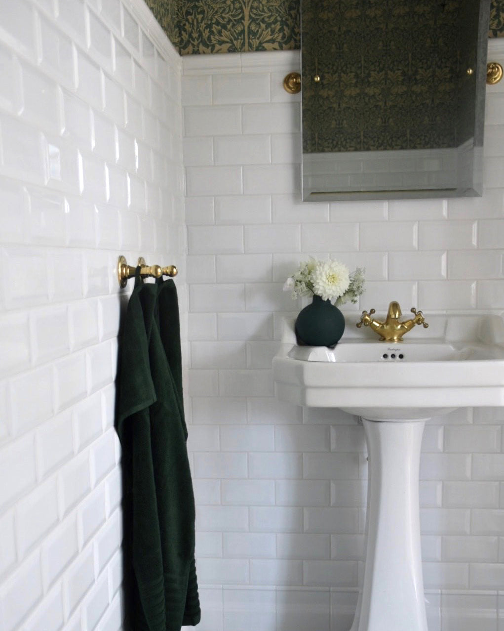 Bathroom Mirror - Burlington Rectangular - Brass 45 x 60 cm image