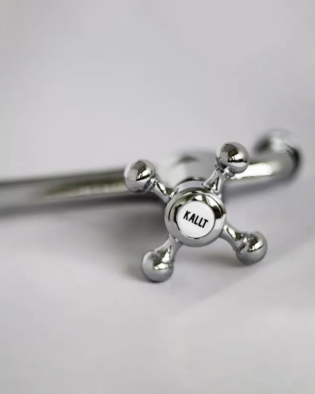 Tap - Kensington wall-mounted chrome image