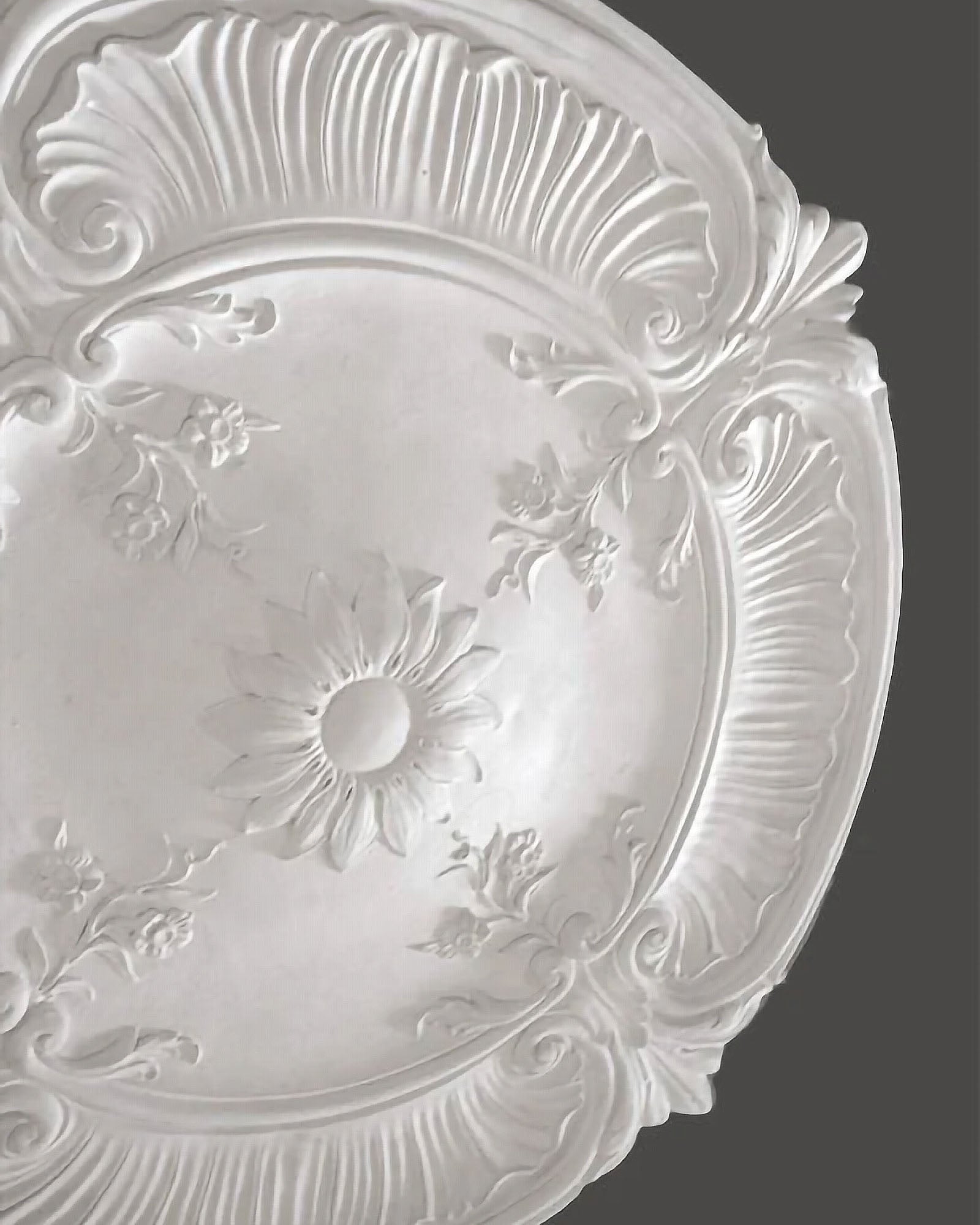 Ceiling Rose Gypsum - #33 Ø78 cm image