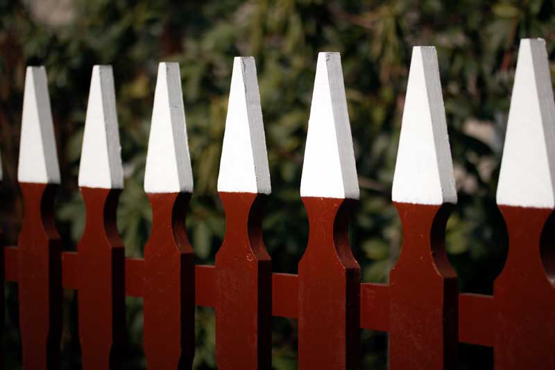 Gammaldags staket - Trädgårdsstaket Djurgården image