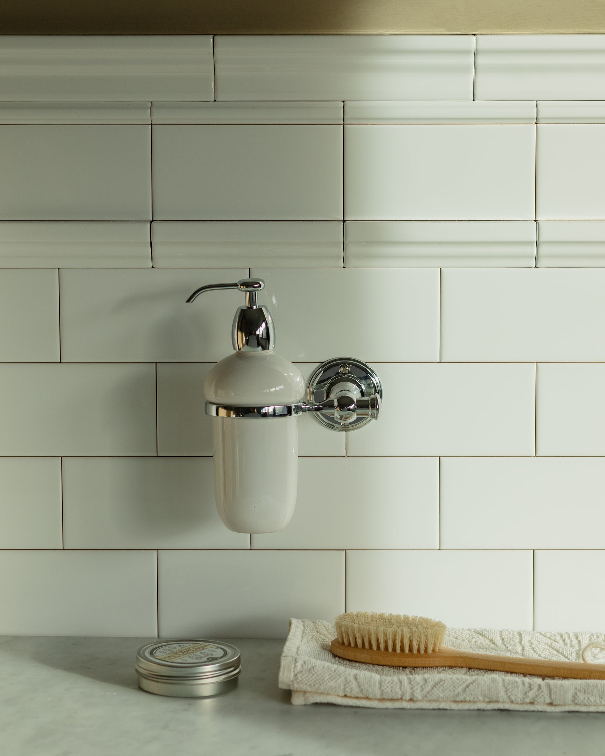 Soap dispenser Brighton - Chrome image