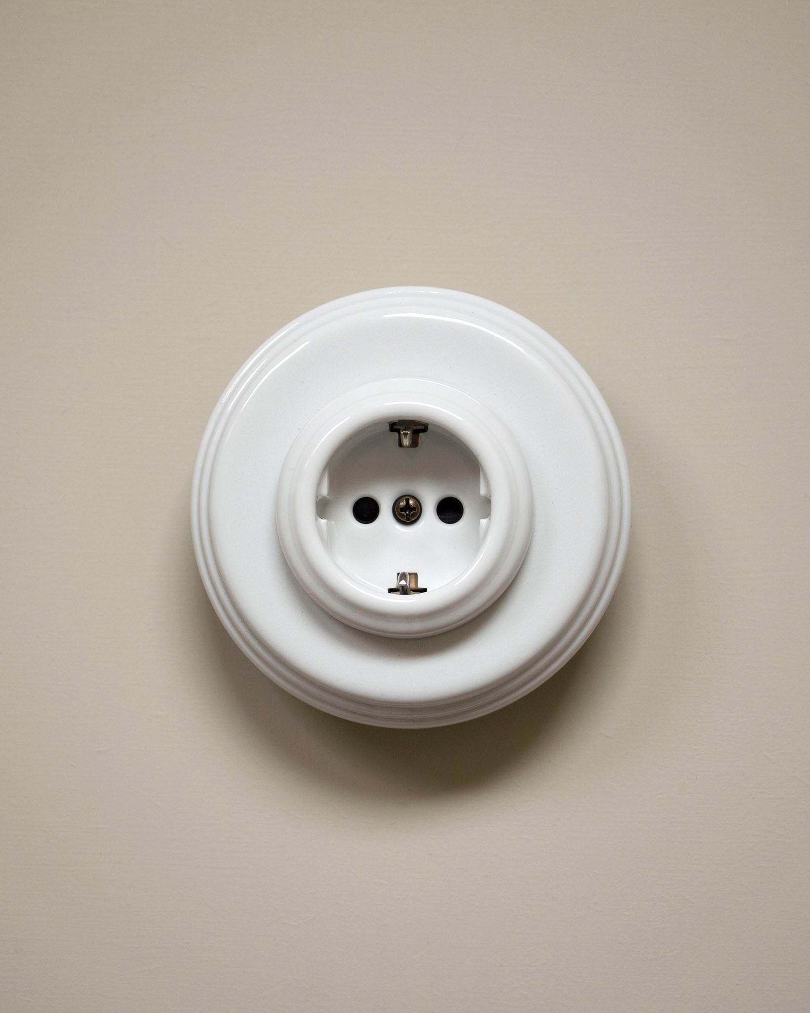 Insats vit porslin - Jordat eluttag Garby Colonial image