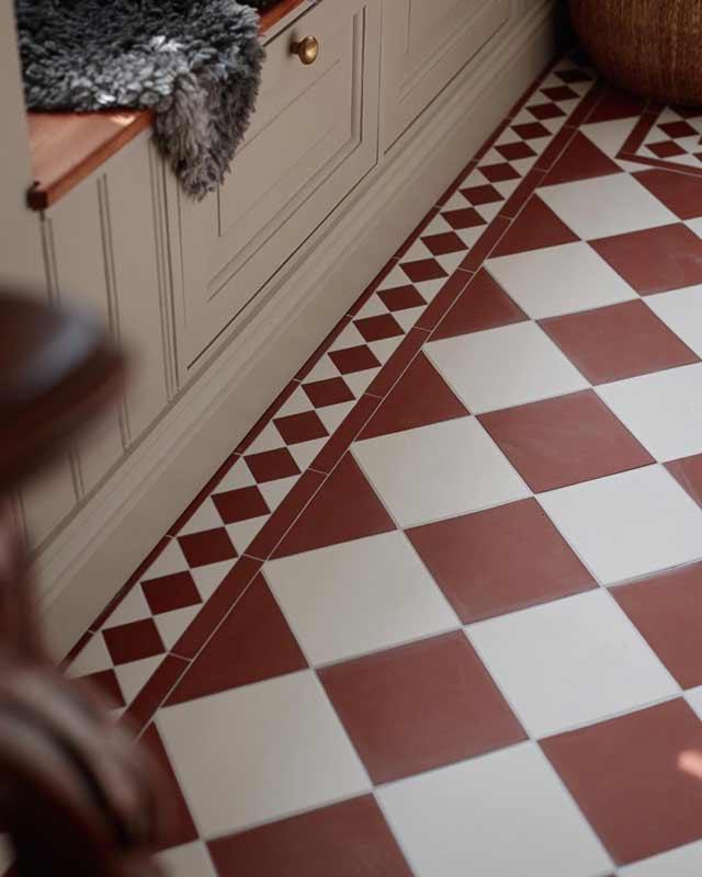 Granittkeramikk Klinker - Sjakkrutete 15 x 15 cm Rød/Hvit - Red ROU/Super White BAS image