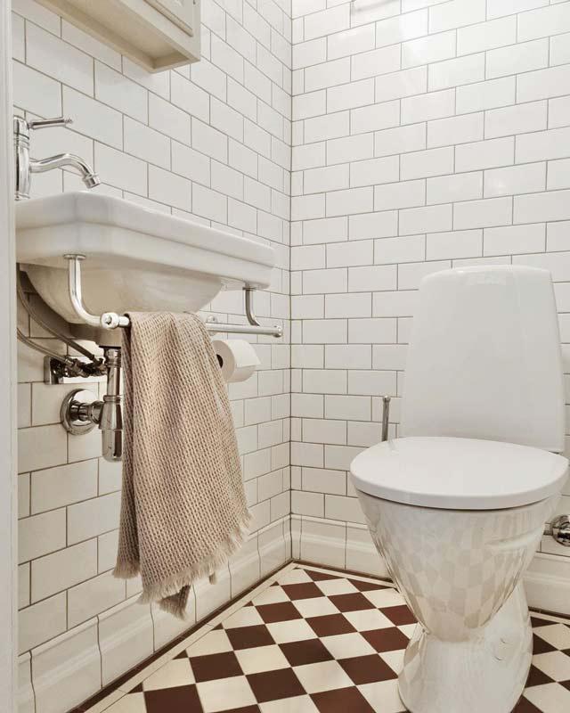 Vattenlås - Pungvattenlås med väggrör, krom image