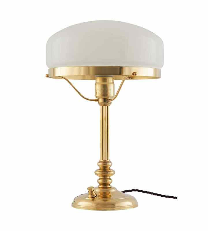 Bordlampe - Karlfeldt messing, hvit skjerm image
