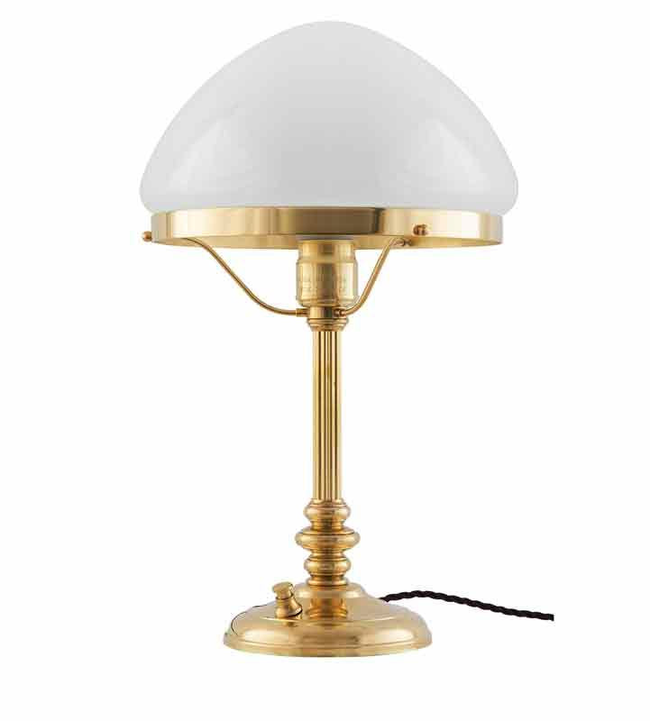 Bordlampe - Karlfeldt messing, hvit skjerm image