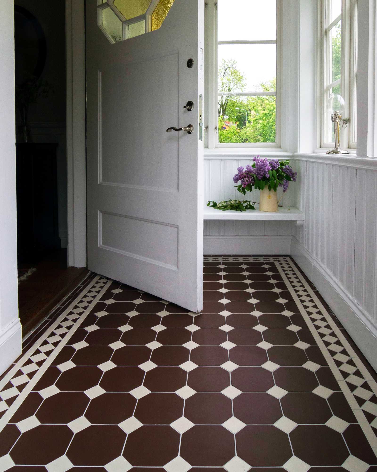 Gulvfliser card image