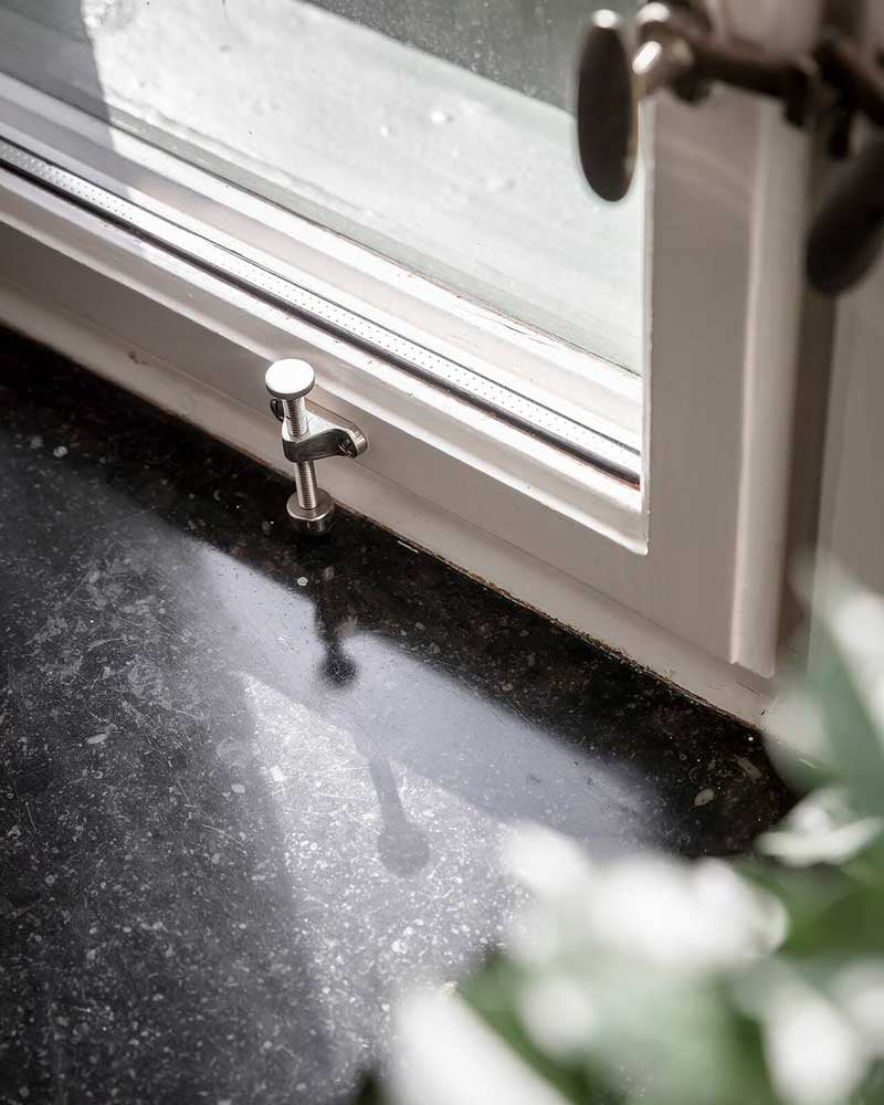 Airing fitting - Window holder 75 mm nickel image