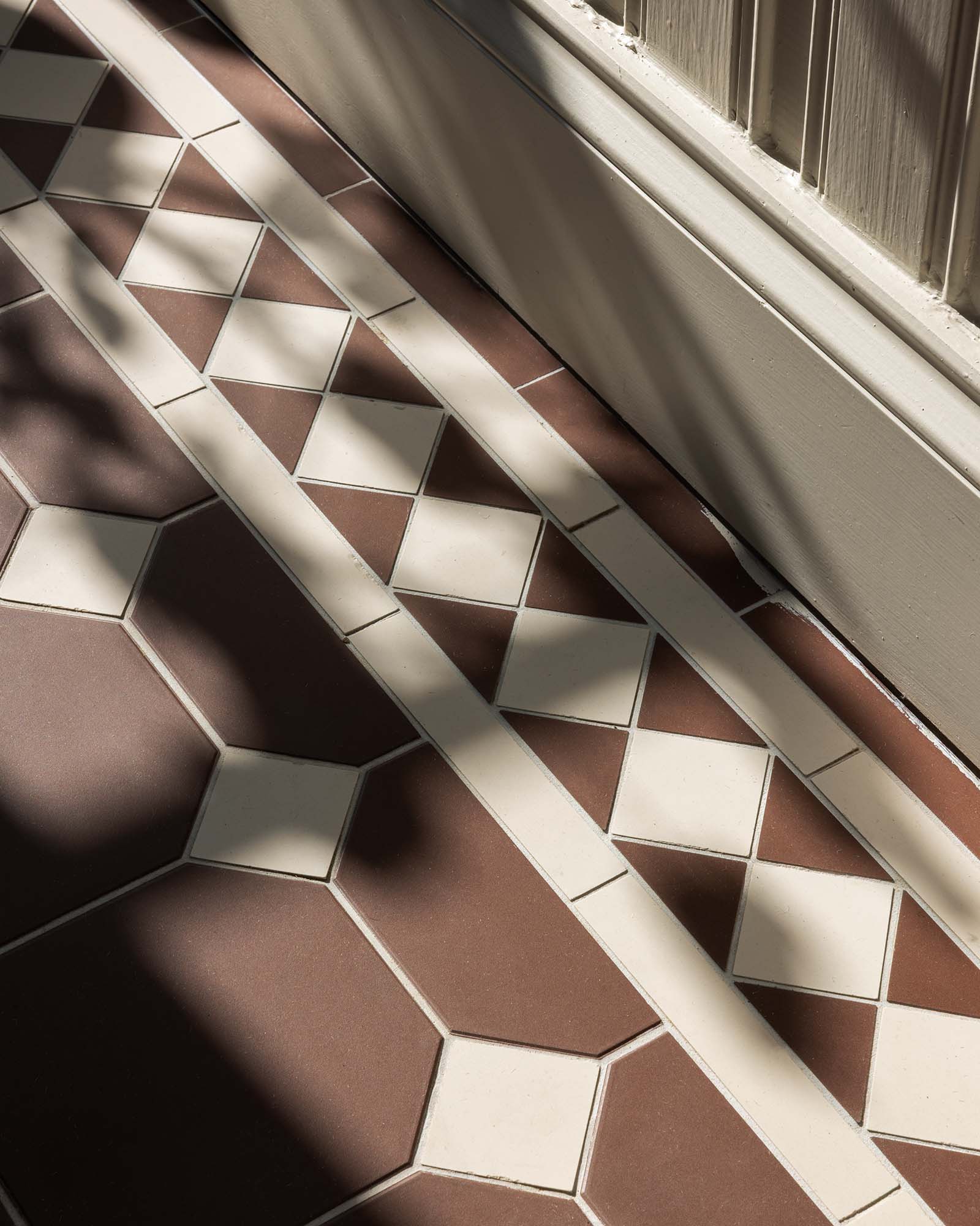 Facts & Info - Winckelmans Floor Tiles card image