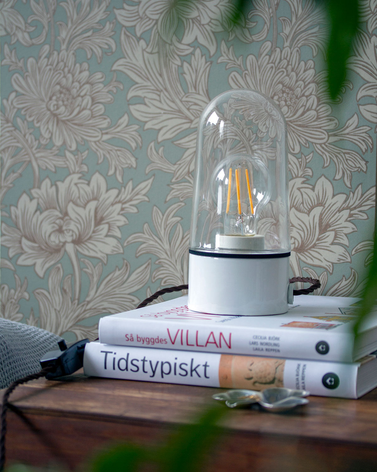 Inspiration – DIY-Projekt-Tischlampe card image