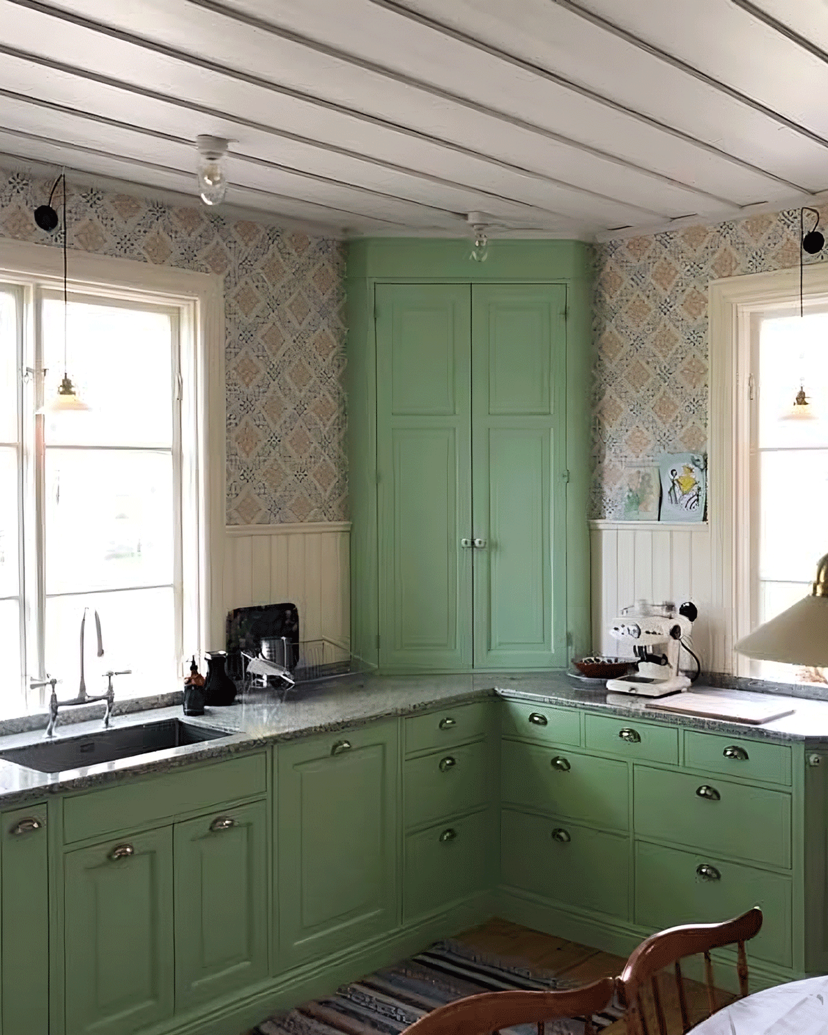 Inspiration - Kitchen lighting in old style card image