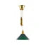 Lampes suspendues avec un abat-jour vert 