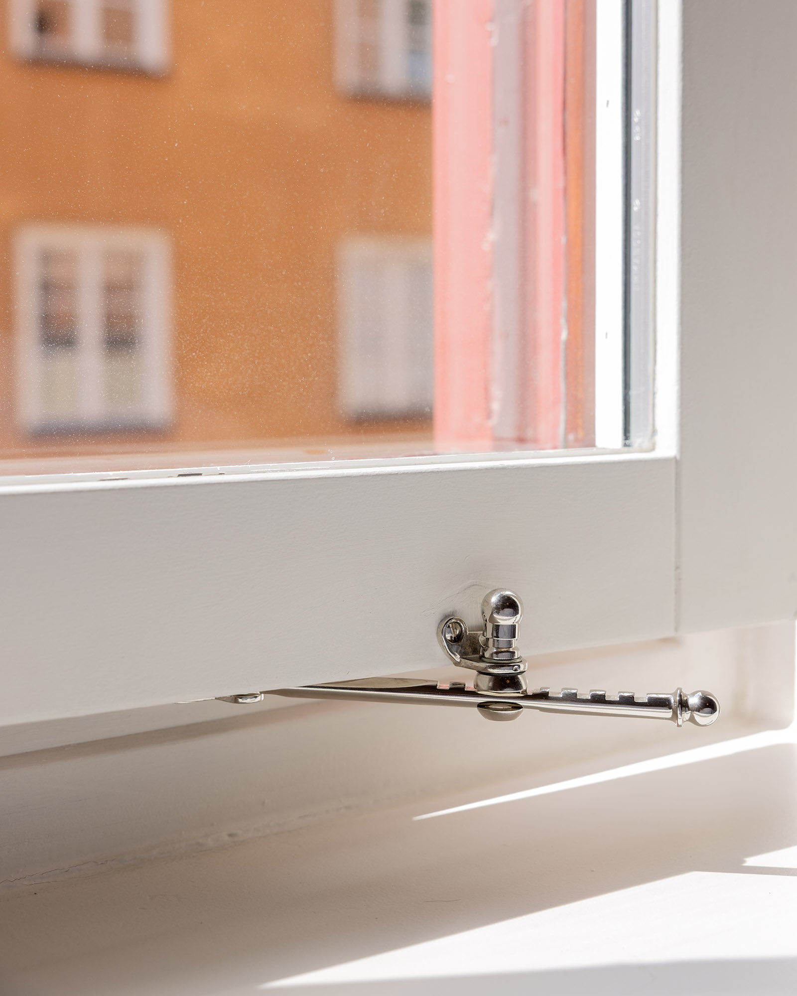 Window catch - Inward-opening, nickel image