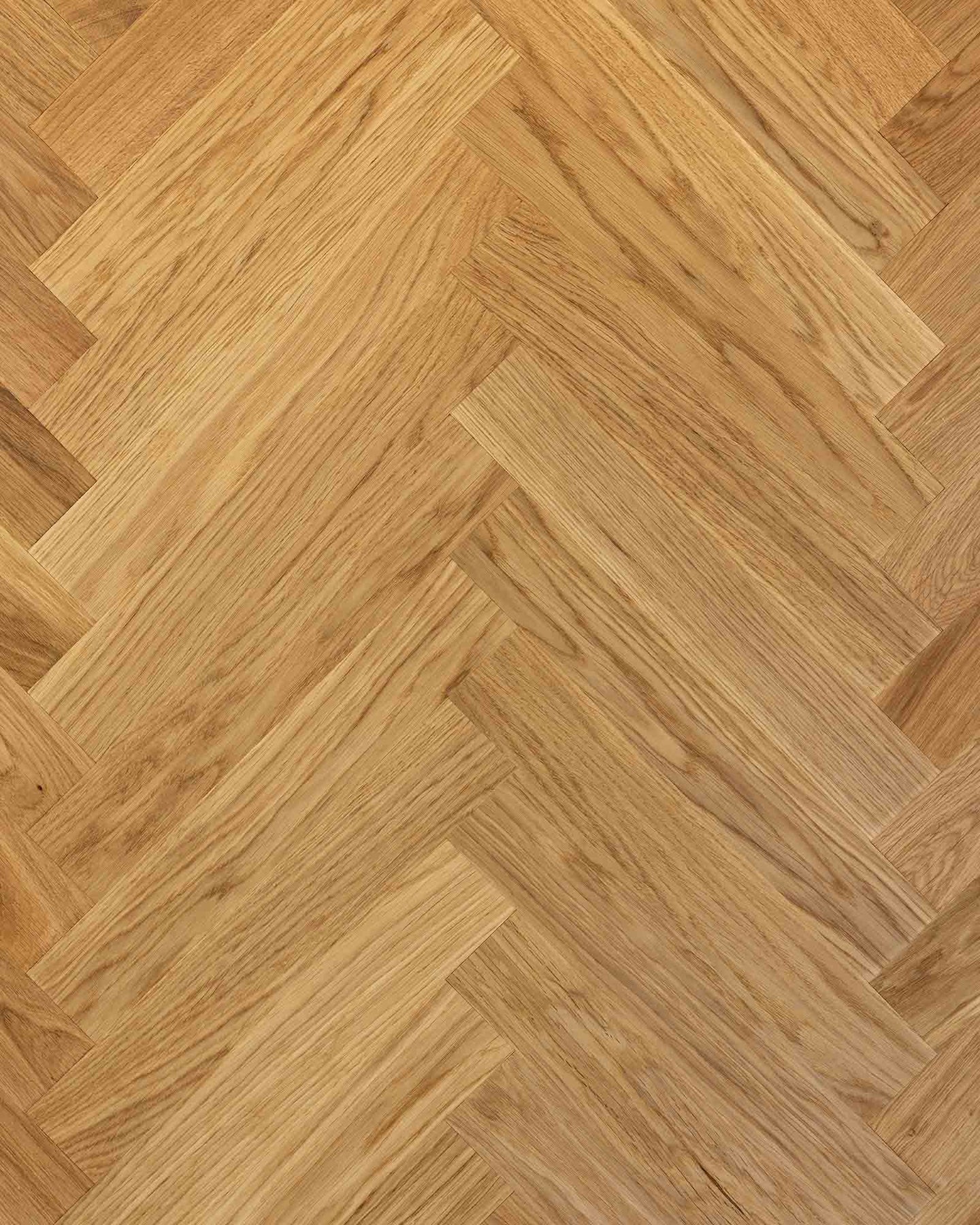 Herringbone Parquet – Swedish Oak Strip 16x68x408 mm (0.63 x 2.68 x 16.06 in.)
