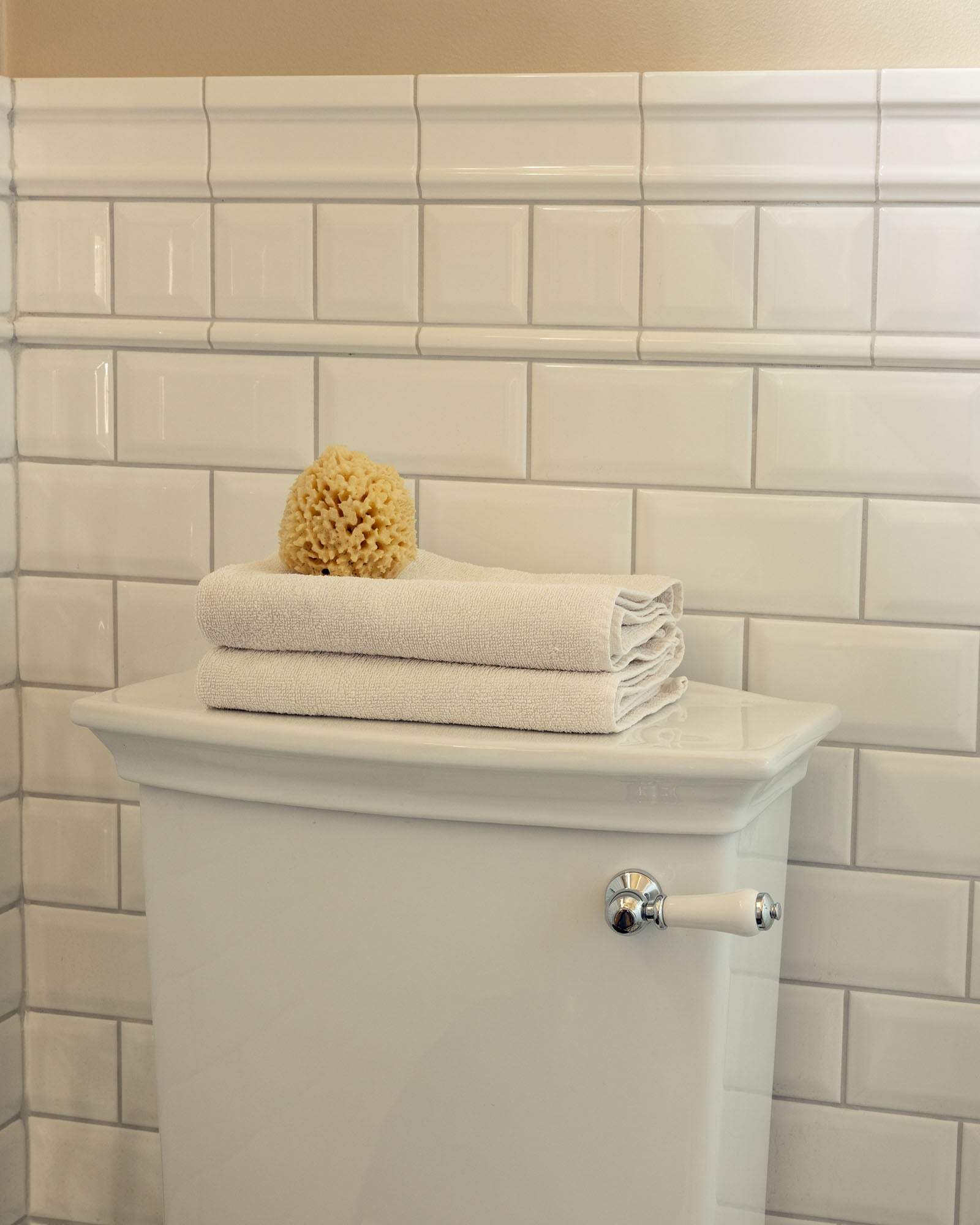 Wall tiles Victoria - Beveled 7.5 x 7.5 cm (2,9 x 2,9 in.) white, glossy image
