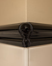 Flis Victoria - Hjørne til brystlist svart, blank thumbnail image