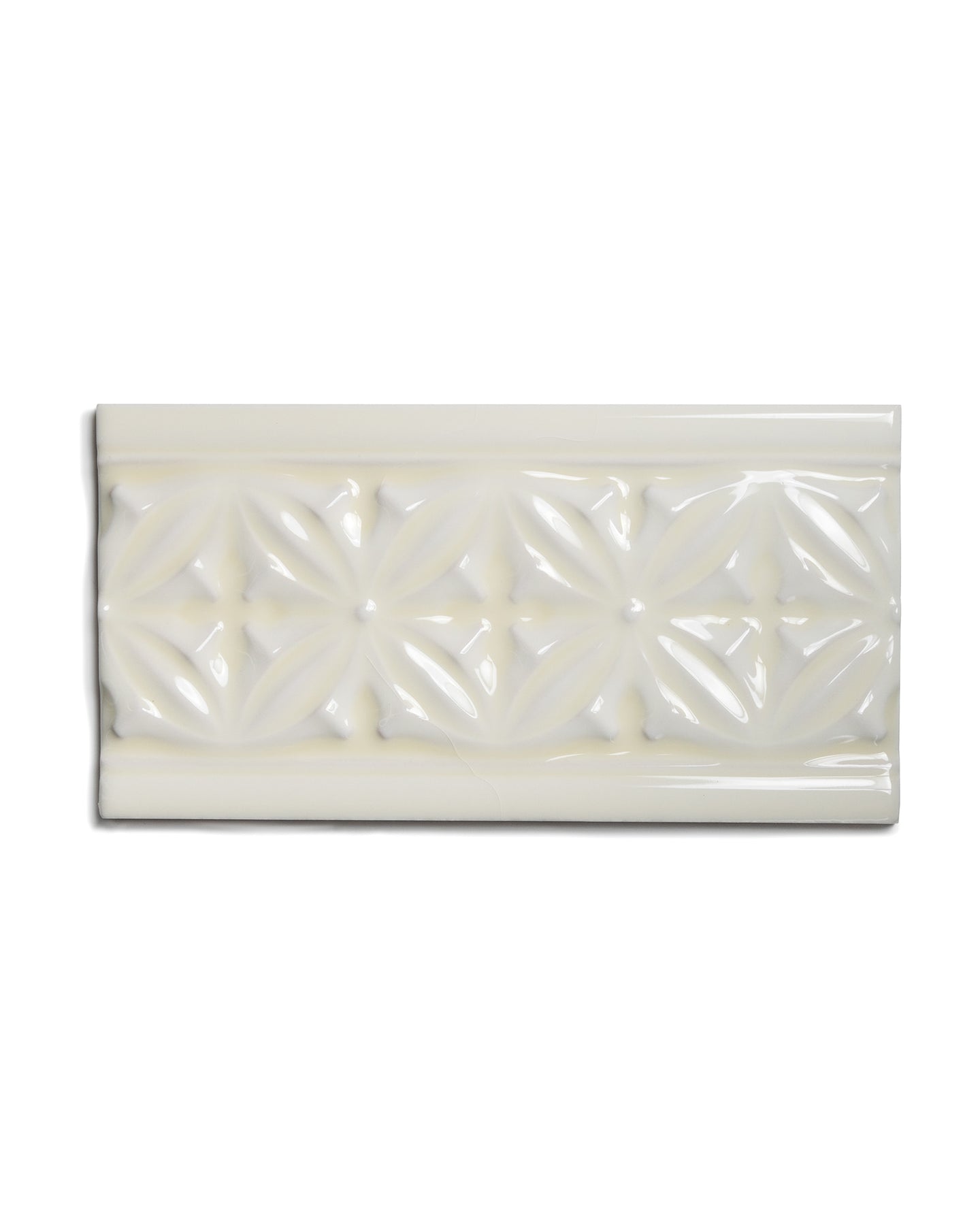 Tile York - Decorative Relief List 10 x 19.8 cm (3.94 x 7.80 in) Almond