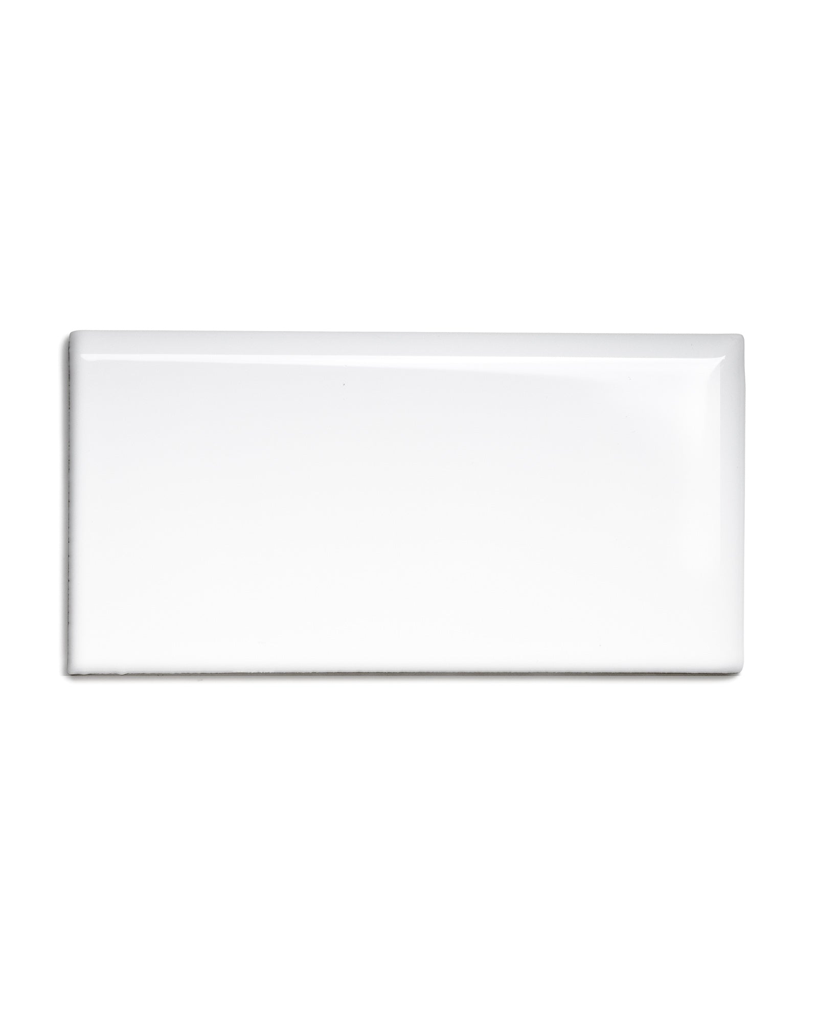 Victoria flis – 7,5 x 15 cm hvit bullnose høyre hjørne image