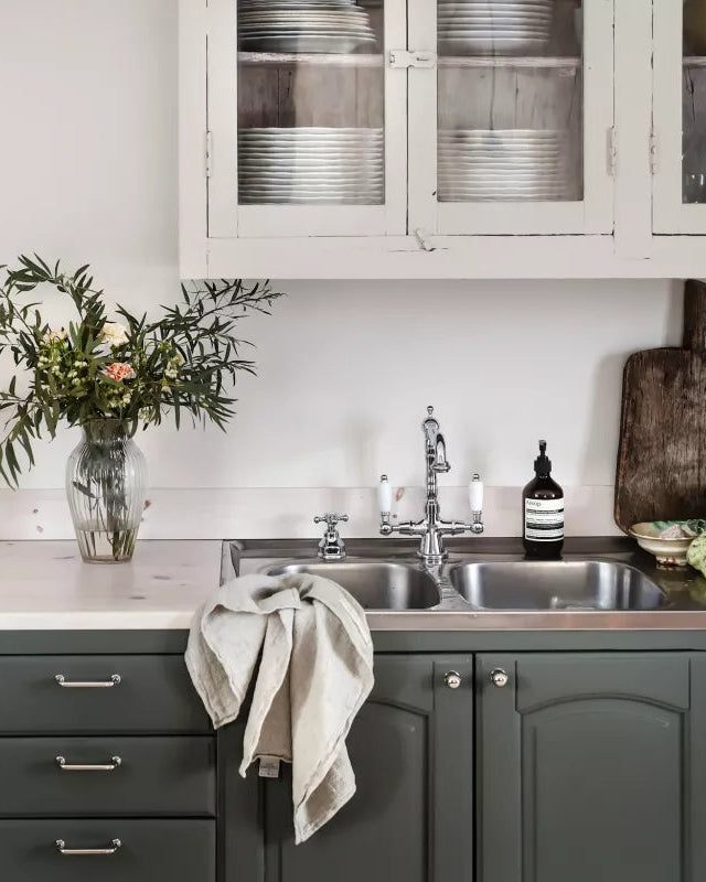 Mitigeur de cuisine - Chelsea en laiton avec poignées noires image