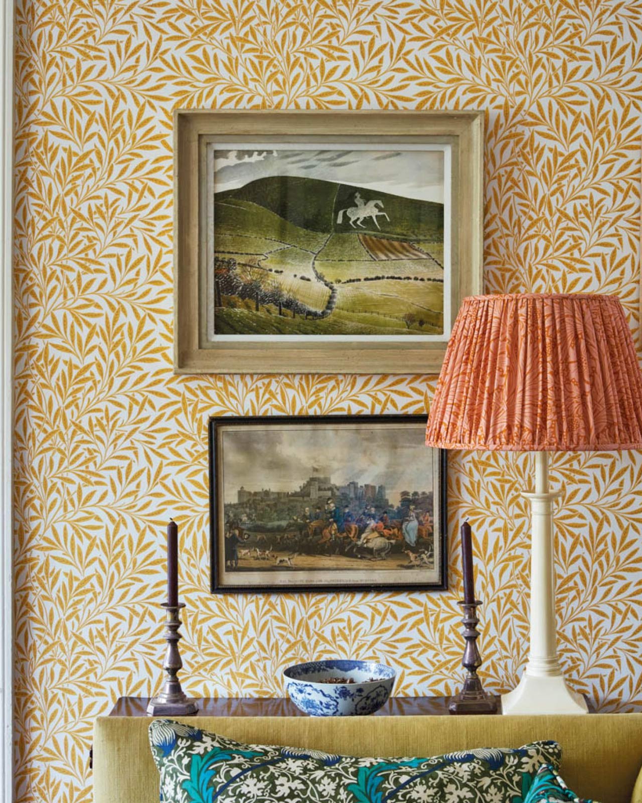 William Morris & Co. - Gammaldags tapet - Willow yellow – Sekelskifte