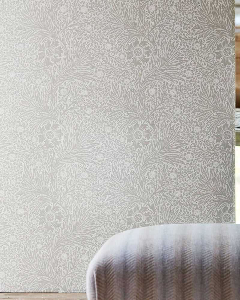 William Morris & Co. Tapet - Pure Marigold Cloud Grey image