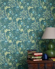 William Morris & Co. Tapet - Morris Seaweed Red/Gold thumbnail image