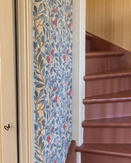 William Morris & Co. Tapetti - Arbutus Woad/Russet thumbnail image