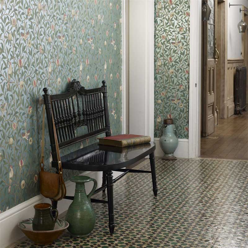 William Morris & Co. Tapet - Bird & Pomegranate Blue/Sage image